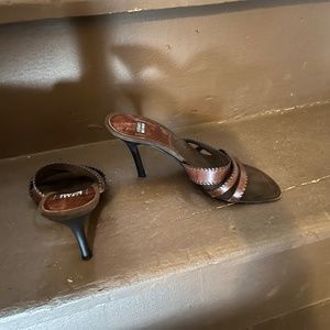 Stuart Weitzman brown leather sandals